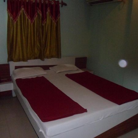 Somnāth Hotel Shree Rudraksh المظهر الخارجي الصورة